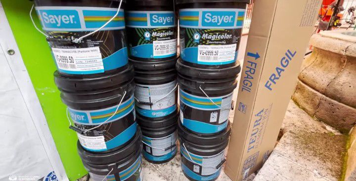 Avanza rehabilitación de 25 escuelas tras lluvias en la Sierra Gorda