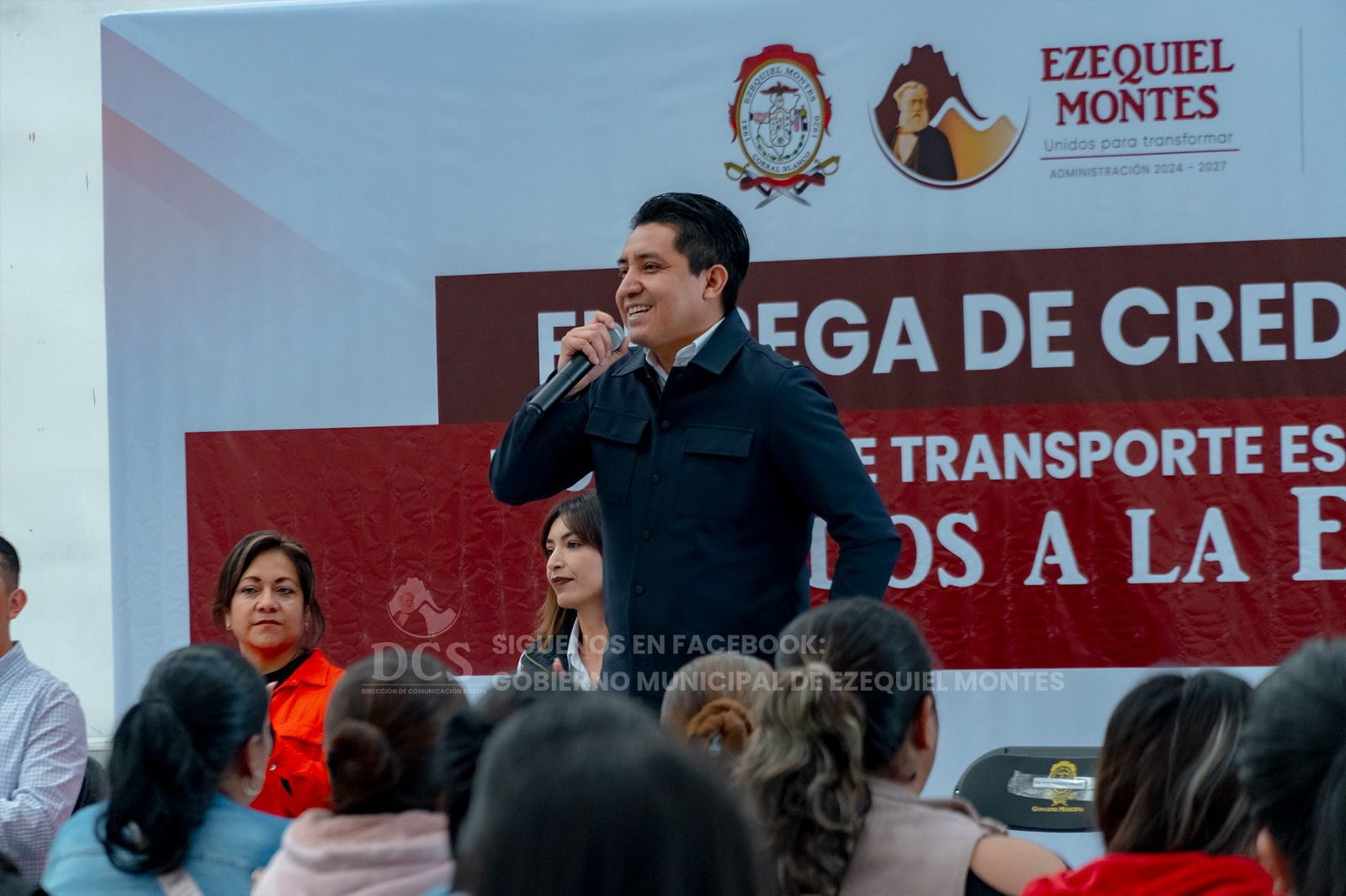 Becas y Transporte para Estudiantes de Ezequiel Montes