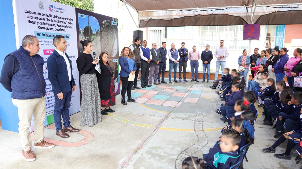 Corregidora hace mejoras a Preescolar en Presa de Bravo