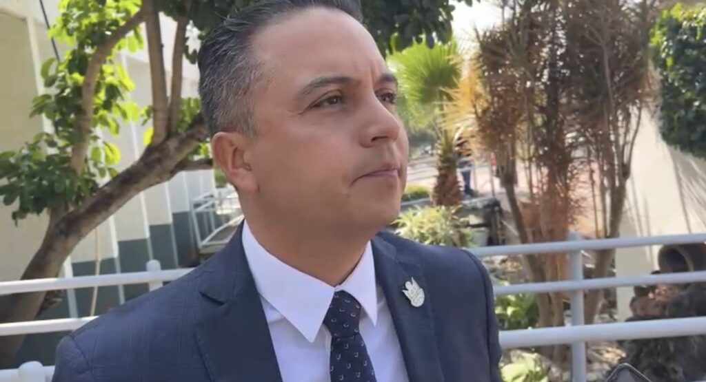 Logran retorno de joven queretano deportado