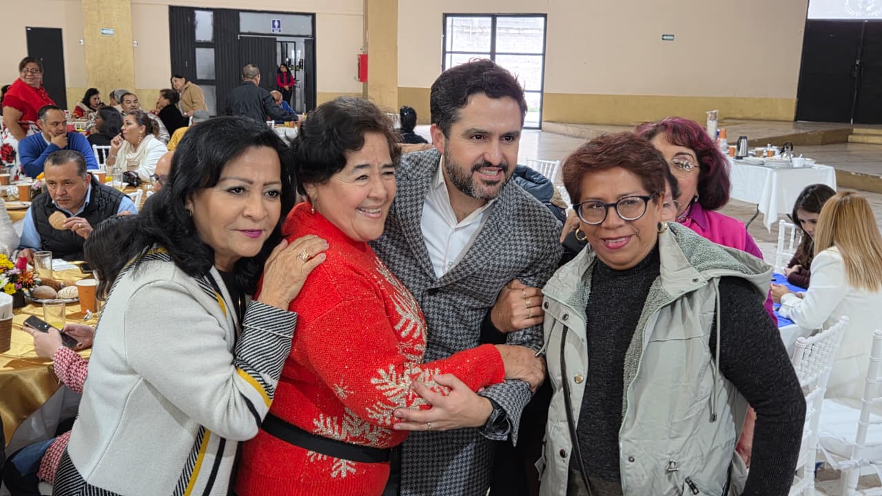 Querétaro avanza con gobiernos y servidores públicos entregados: Agustín Dorantes