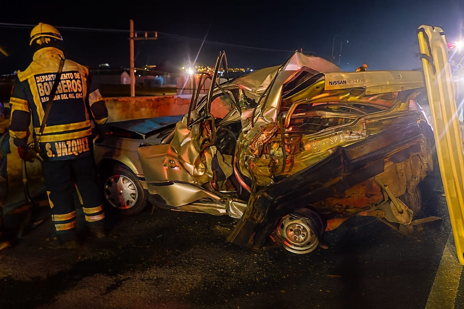 Brutal choque en el puente de la feria dejó dos muertos.