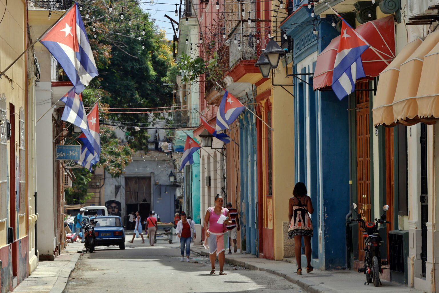 Trump sentencia el fin del subsidio petrolero de Venezuela hacia Cuba