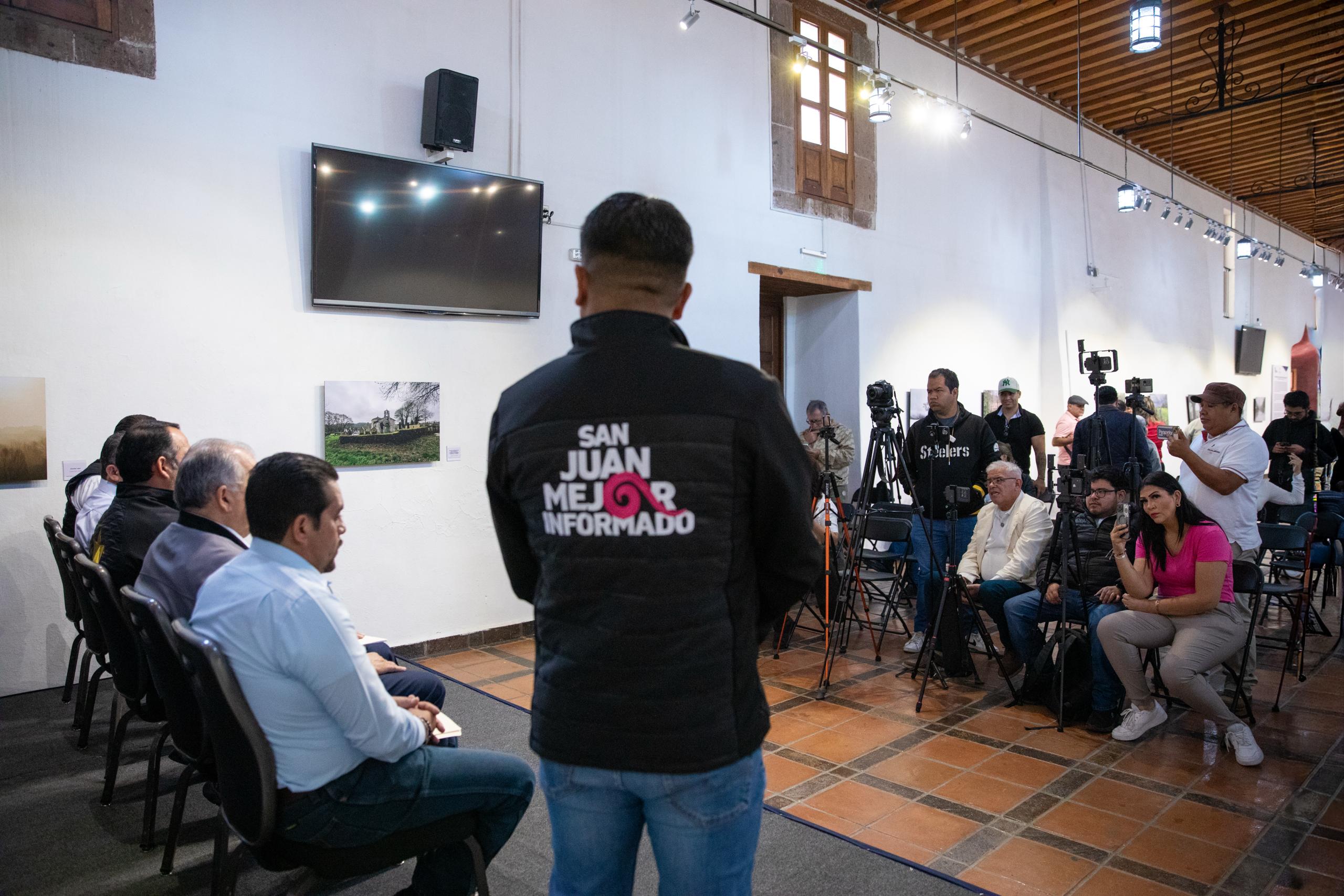 Aumento Salarial a Policías de SJR