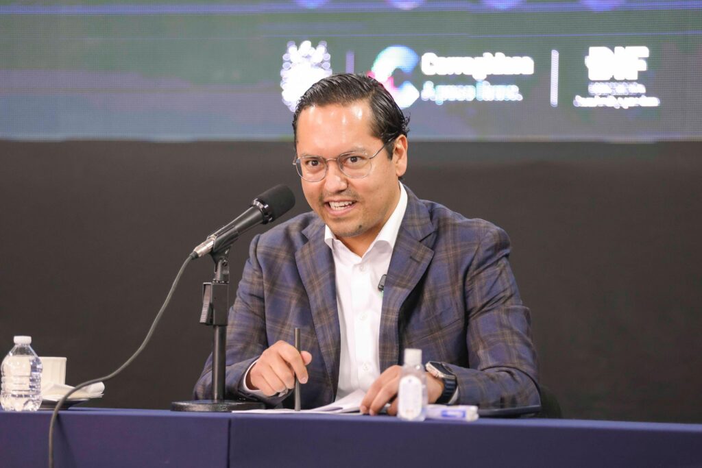 Chepe Guerrero reconoce labor del Sistema Municipal DIF