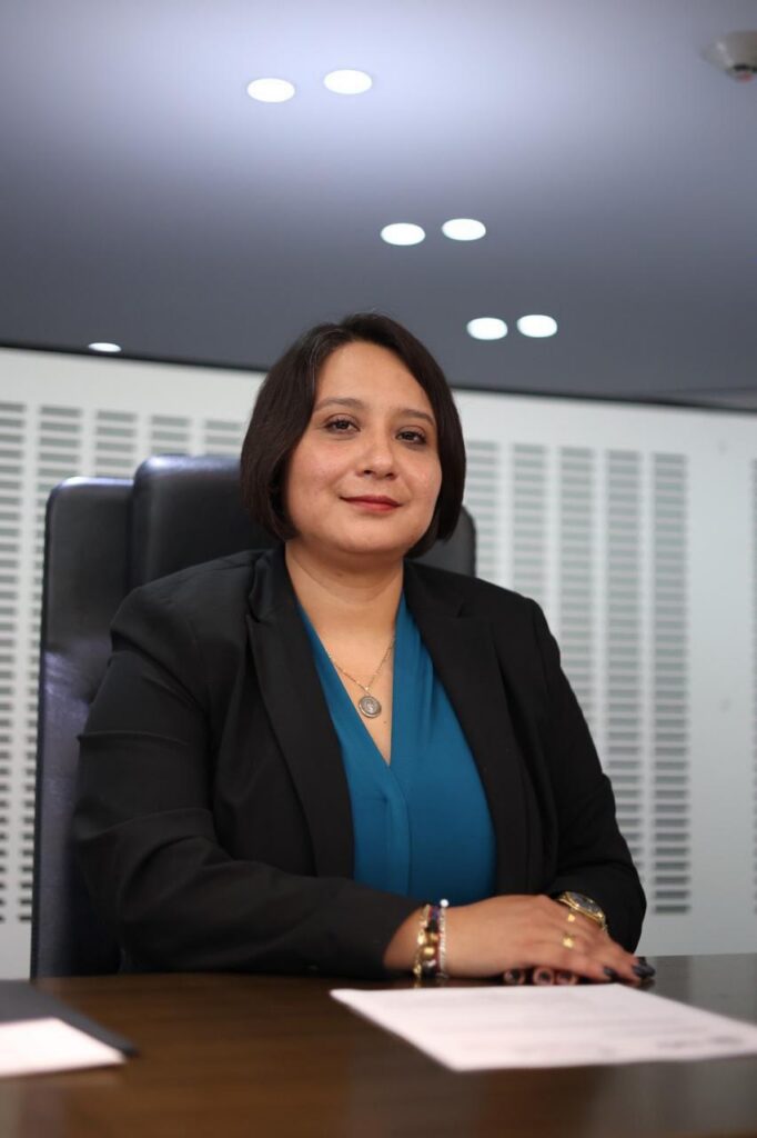 Exhorto a grúas y corralones en Escobedo