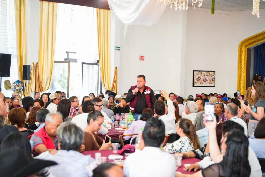 Celebran el amor y la amistad panistas y morenistas en San Juan del Río