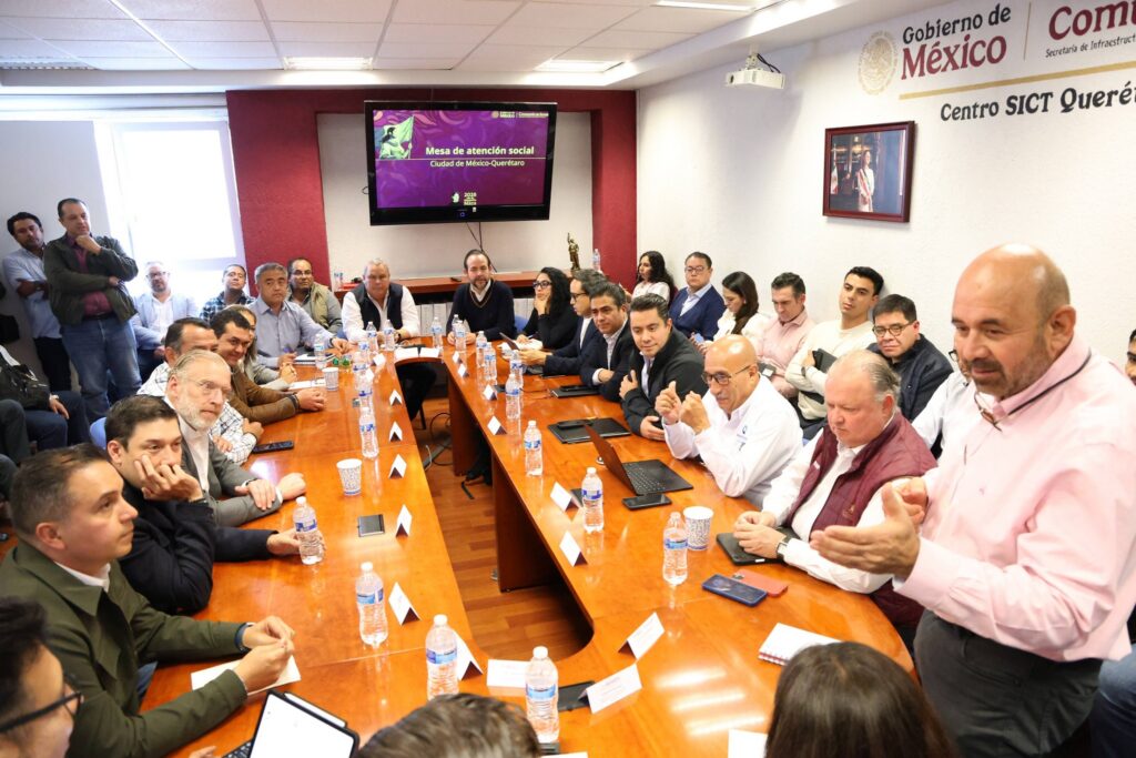 Instalan mesas de trabajo para el seguimiento del Tren México-Querétaro