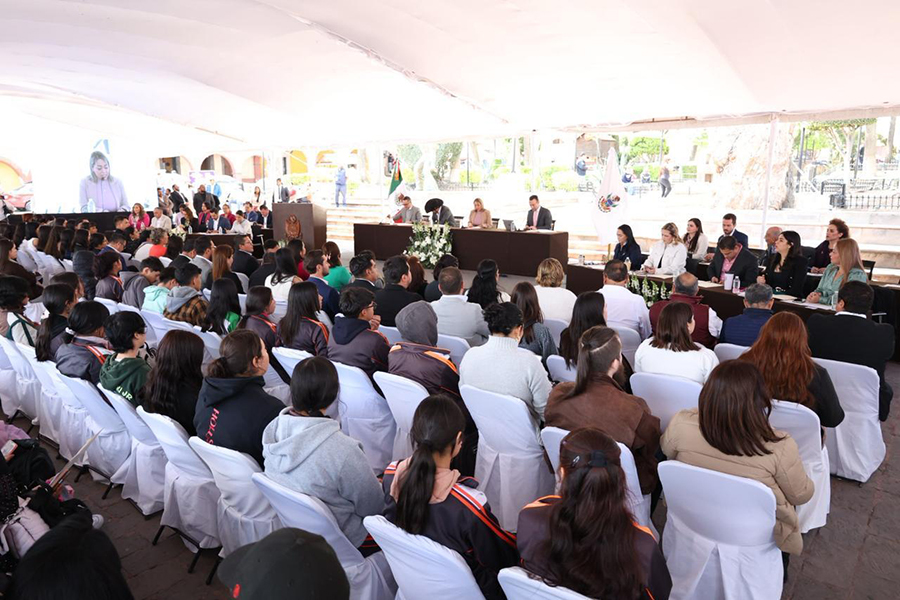 Prohíben cargos públicos a deudores alimentarios