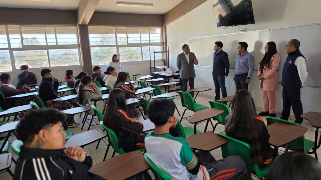 Educación, la mejor apuesta: Agustín Dorantes