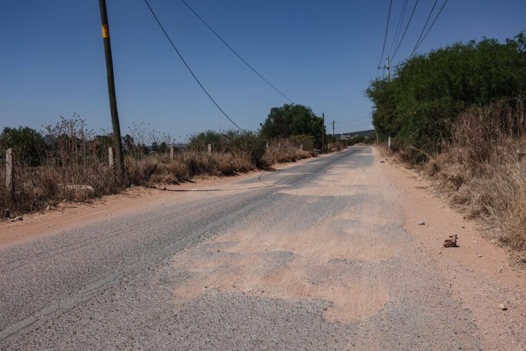 Arranca la rehabilitación de la carretera La Valla-La Fuente