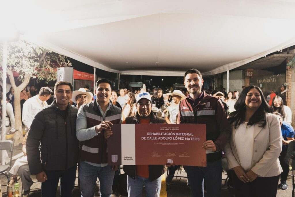 Héctor Magaña sigue cumpliendo, entrega calle en San Nicolás