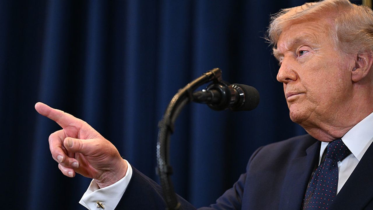 Trump considera “un honor” tomar el control de Cuba