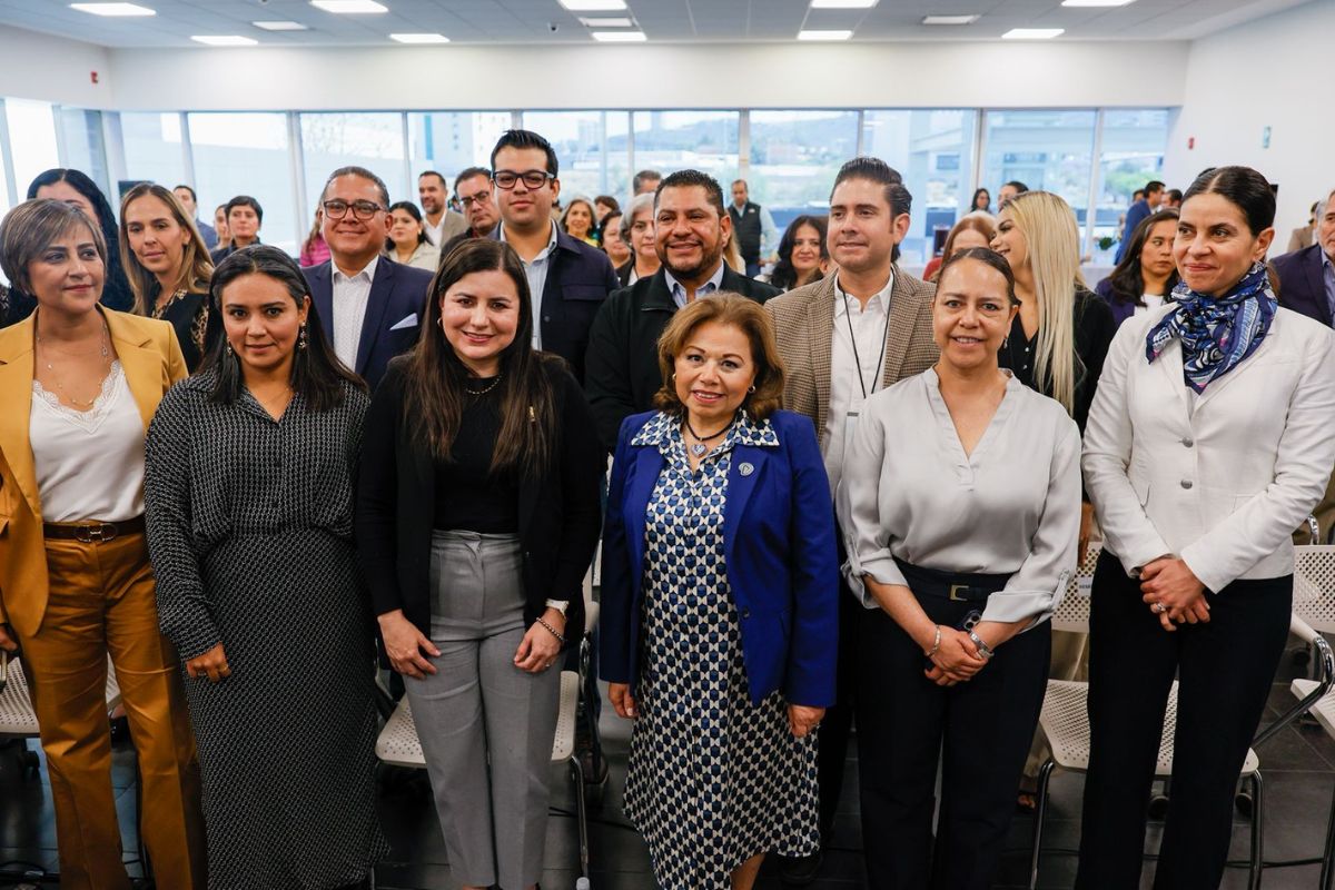 Felifer Macías destaca impacto de apoyos familiares