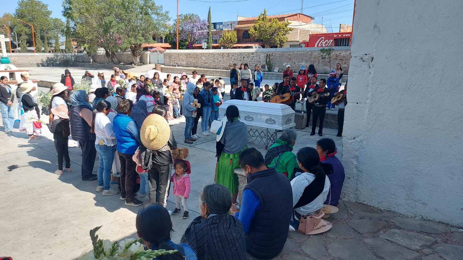 De gratuitos a 50 mil pesos: denuncian engaño de funerarias