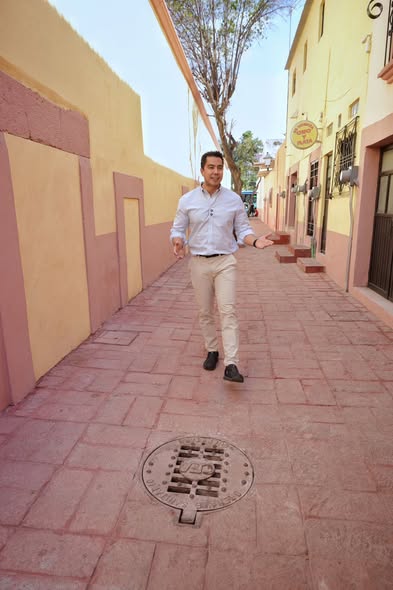 Entrega FeliFer rehabilitación del Andador Jesús García