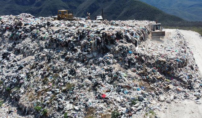 Suspenden operación de vertedero municipal en Arroyo Seco