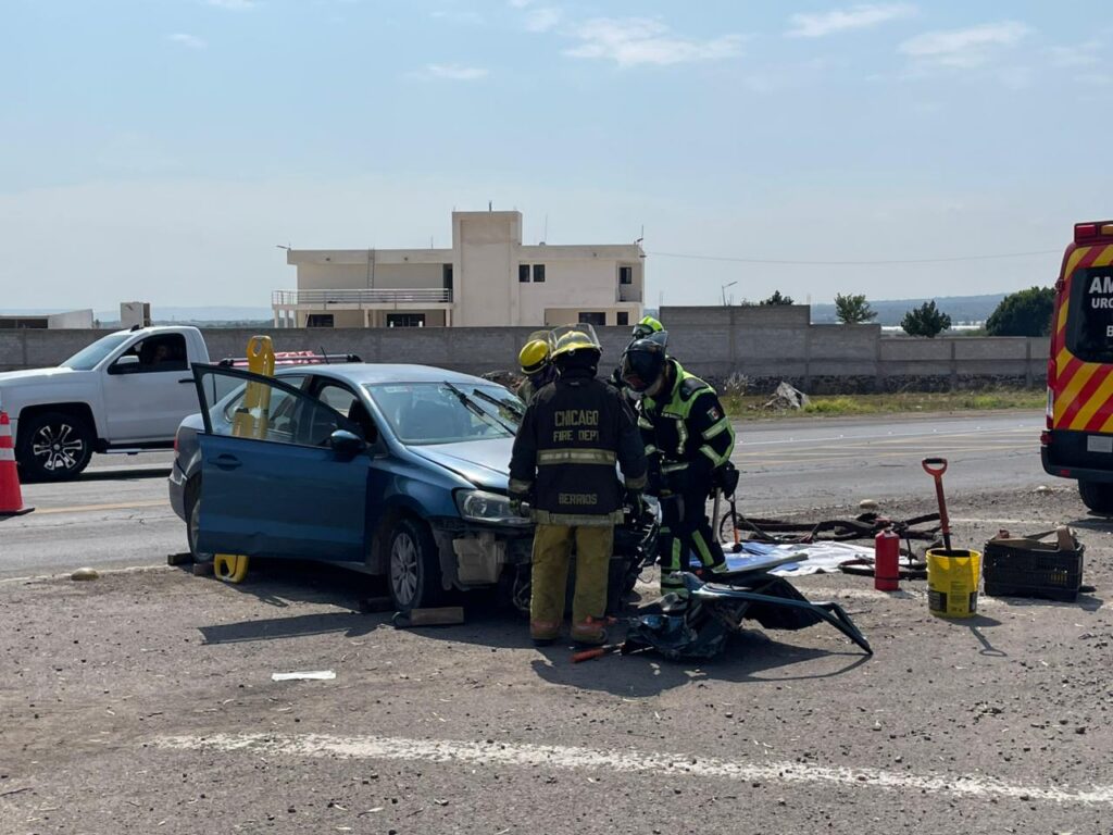 Dos lesionados deja fuerte choque en el entronque Galindo-Amealco y Los Cues