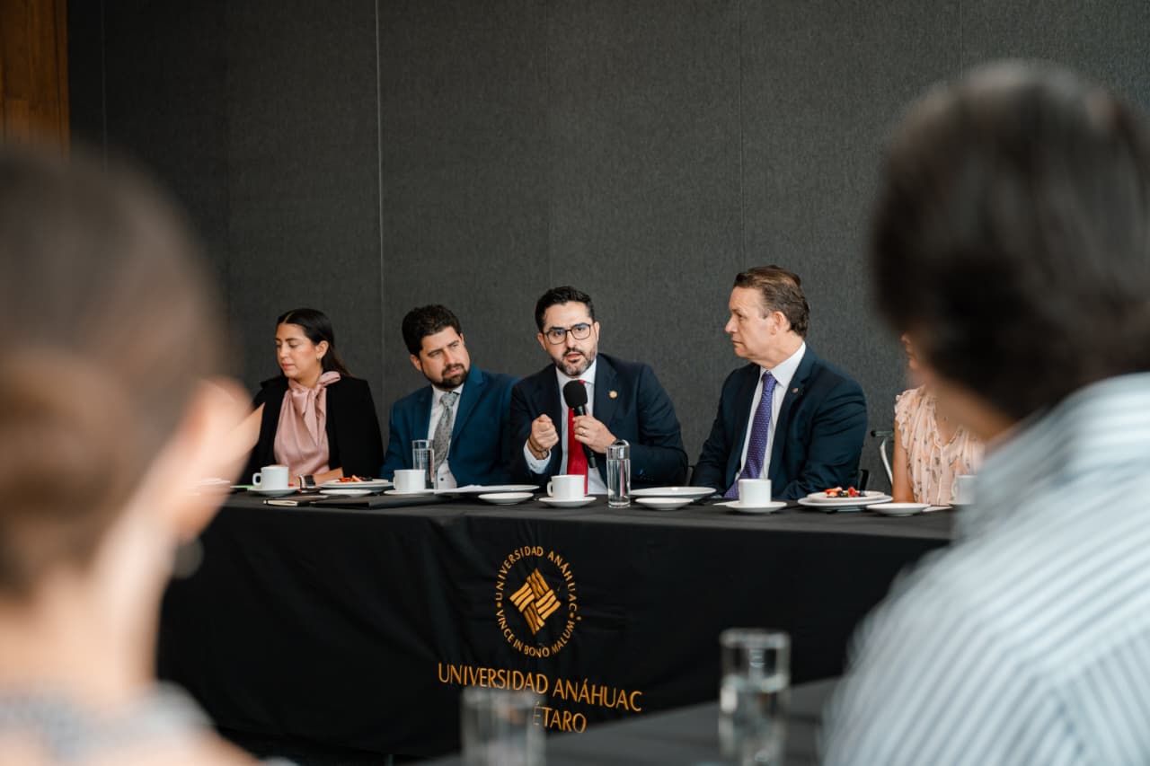 La incertidumbre espanta inversiones y afecta la economía: Agustín Dorantes