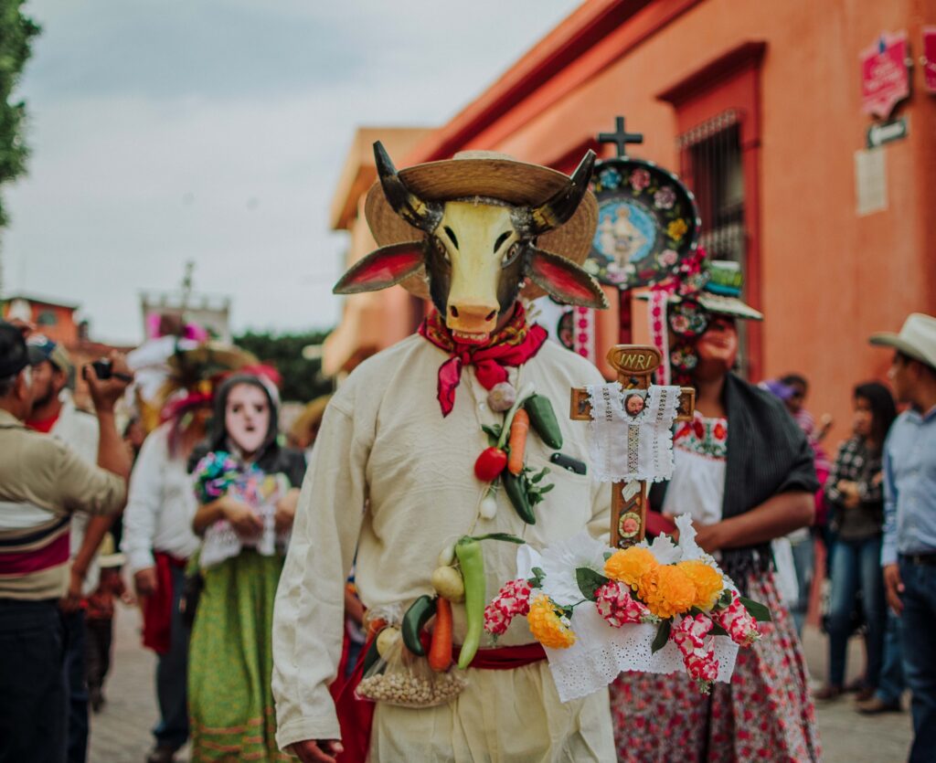 Exposición Máscaras: Herencia Viva en Casa del Faldón