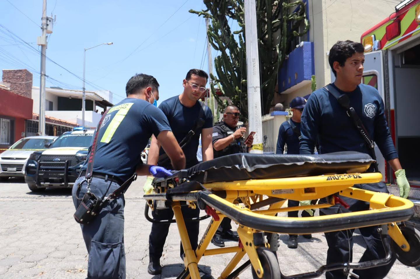 Reaniman a mujer en la colonia Jardines de la Hacienda