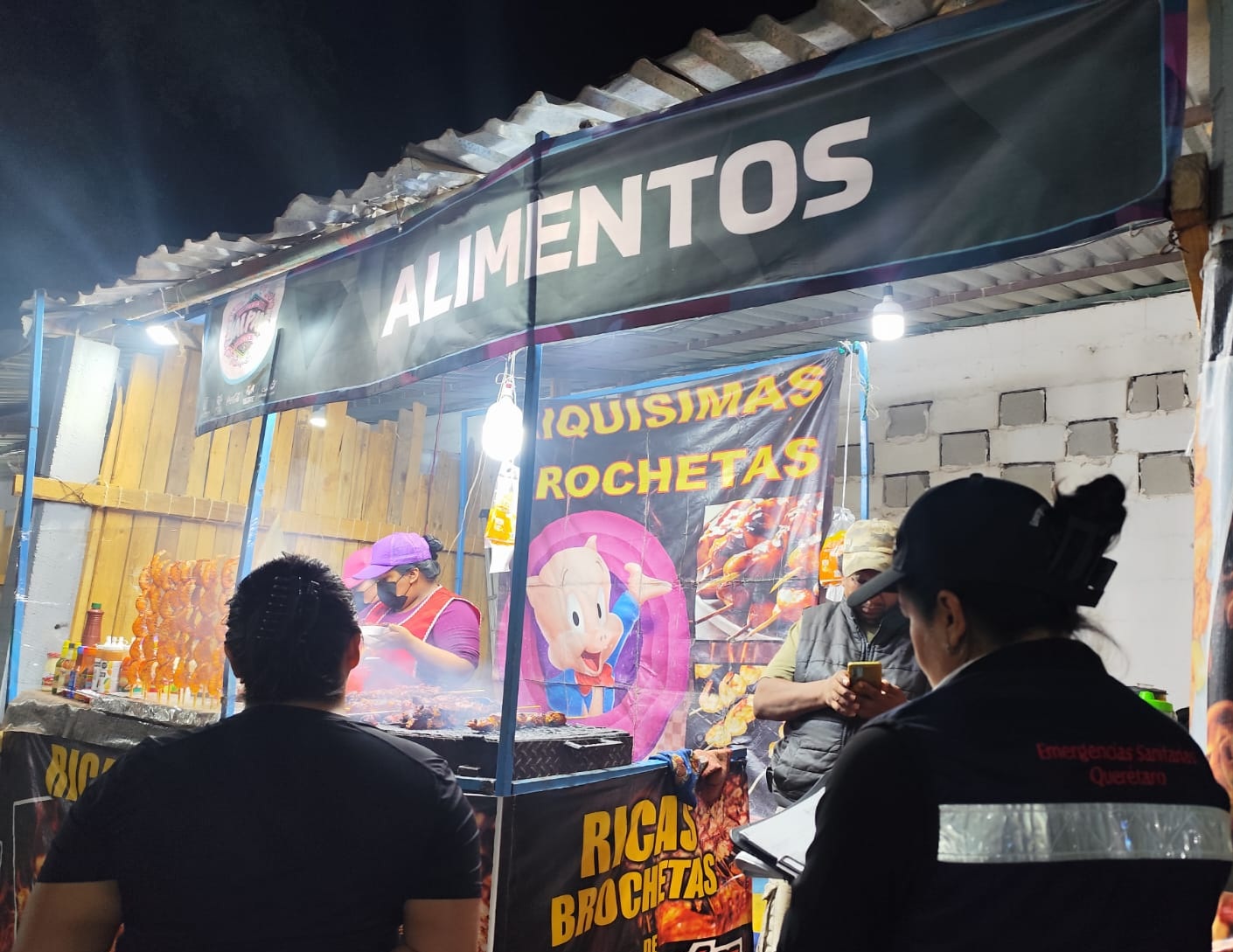 SESA vigila protección sanitaria en Feria Jalpan 2026