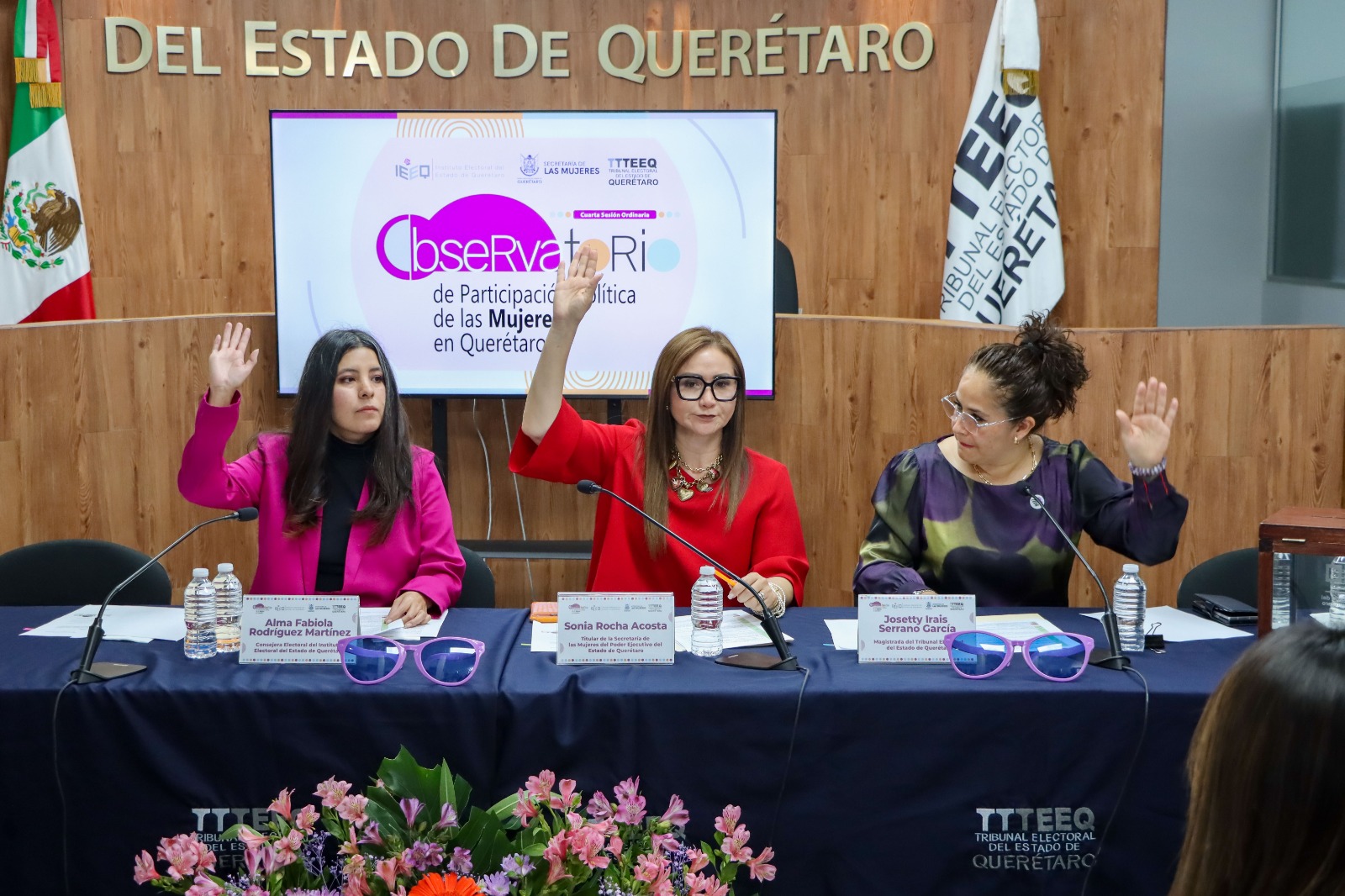 Firman convenio por paridad en Querétaro 
