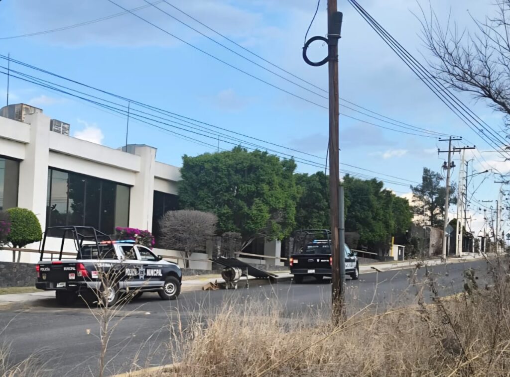 Detienen a dos sujetos por robo en San Juan del Río