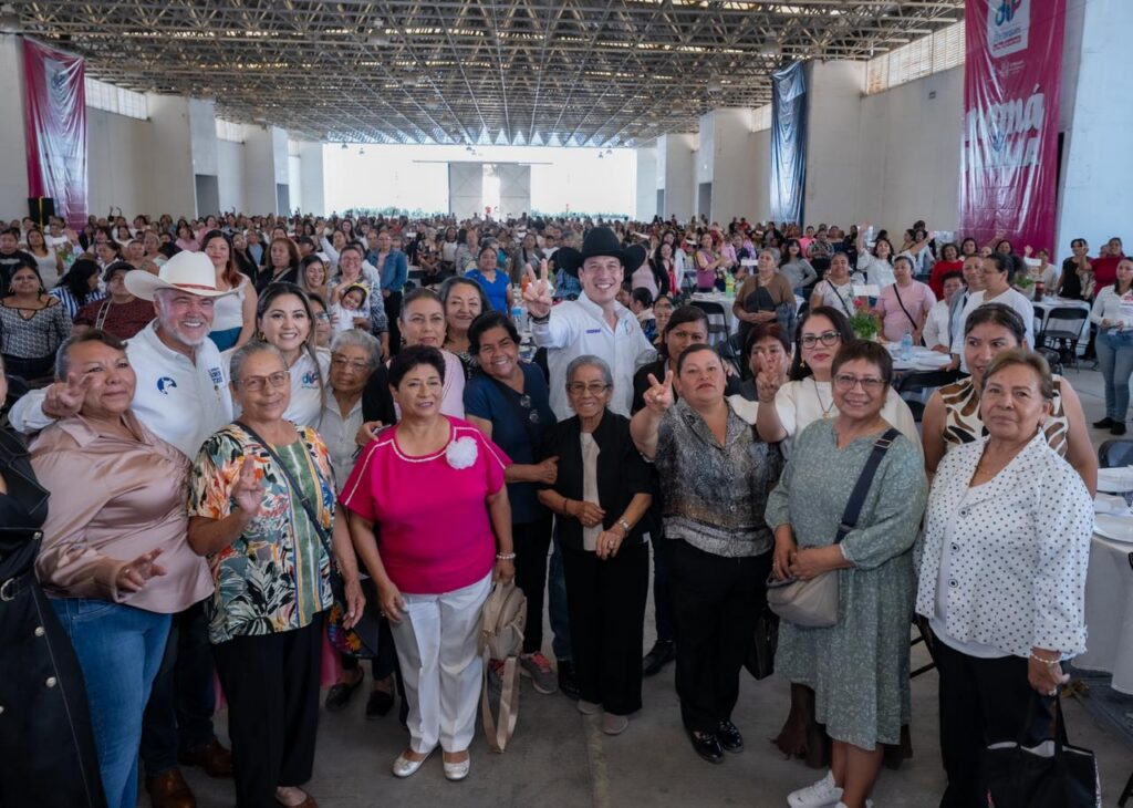 Reconoce Rodrigo Monsalvo la aportación de las mujeres en El Marqués