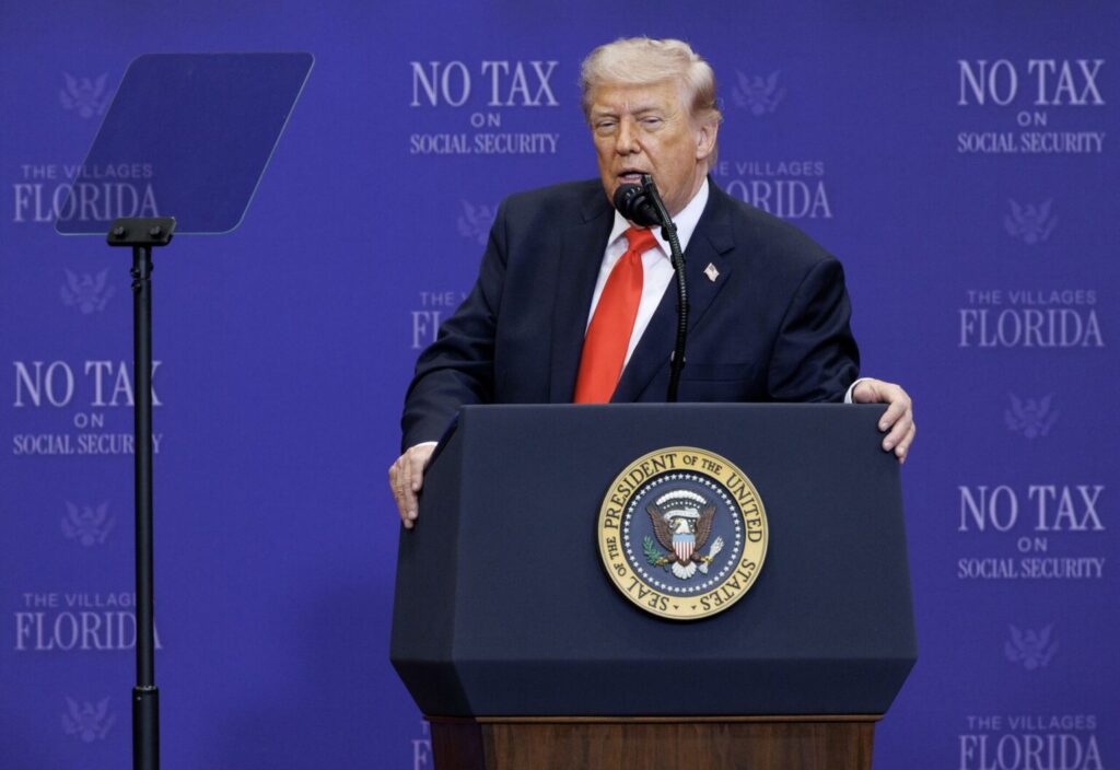 Donald Trump suspende operativo en el estrecho de Ormuz para negociar con Irán