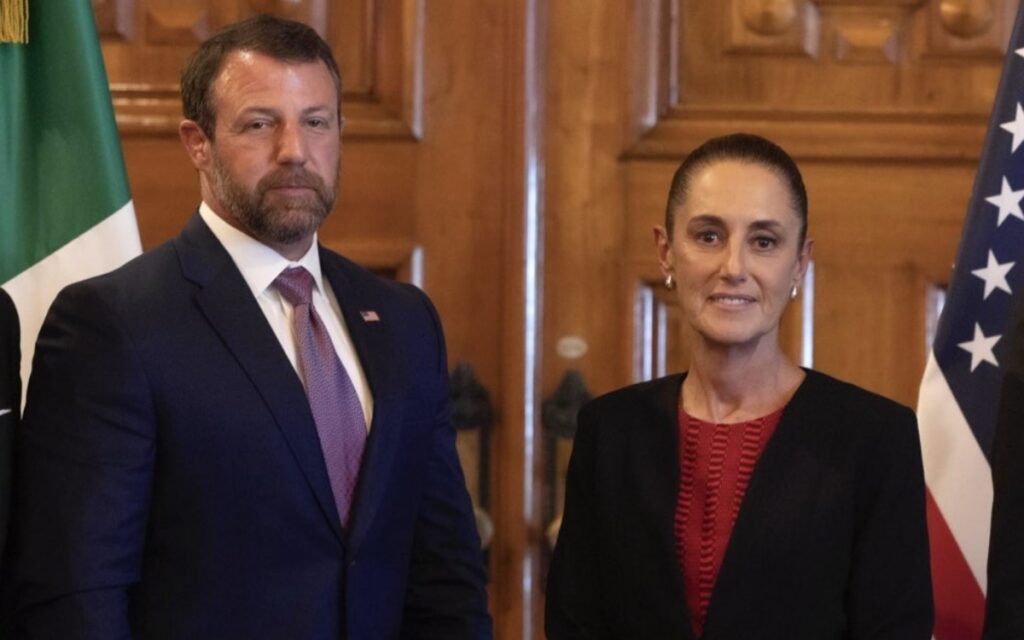 Recibe Sheinbaum a jefe de Seguridad de EU en Palacio Nacional