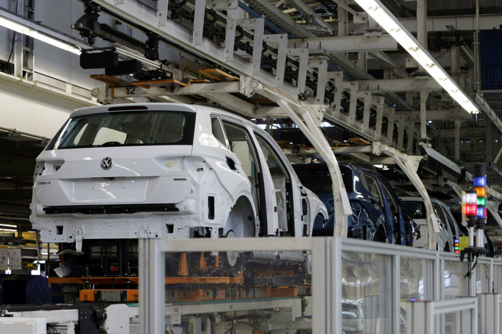 Sector automotriz mexicano repunta abril en exportaciones y ventas