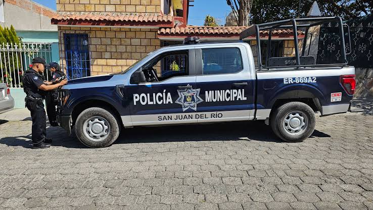Detienen a mujer por presunto abuso contra menor