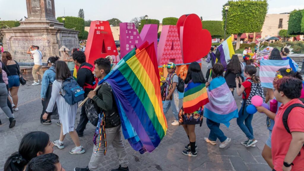 Comunidad LGBT+ de San Juan rechaza veto a Ley de Identidad de Género