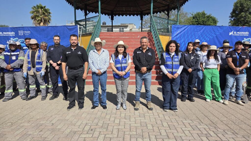 Restauran espacios públicos en El Colorado