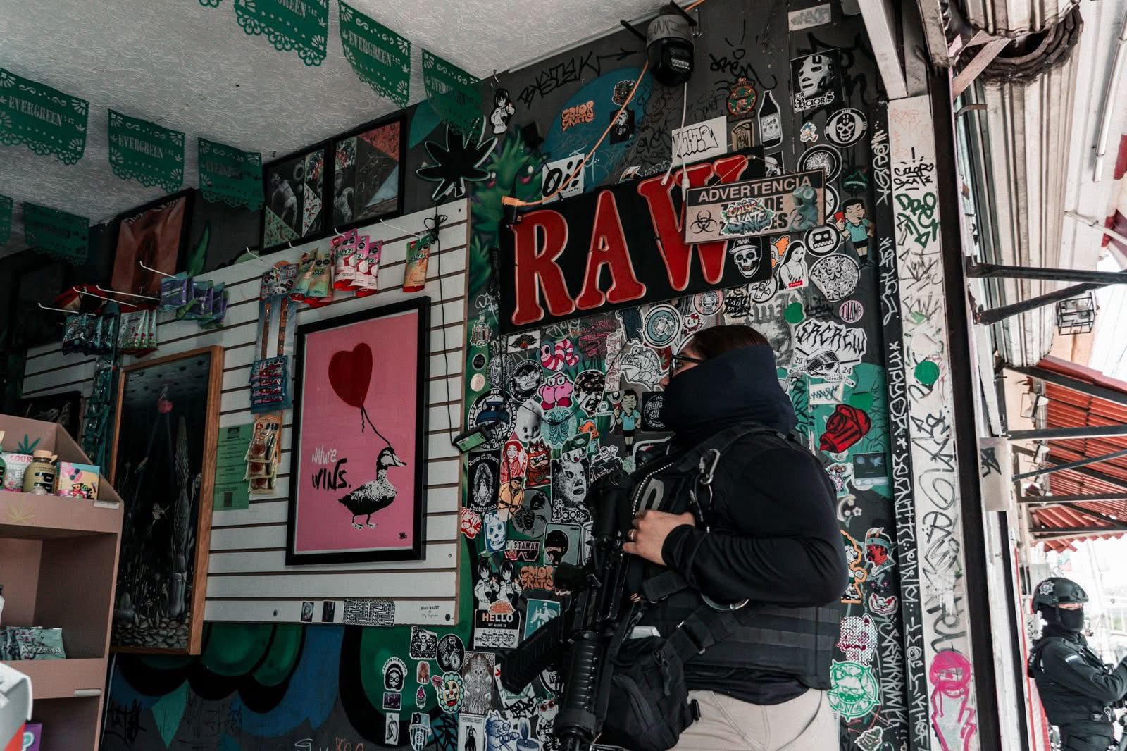 Cateos en smoke shops de Querétaro dejan seis detenidos