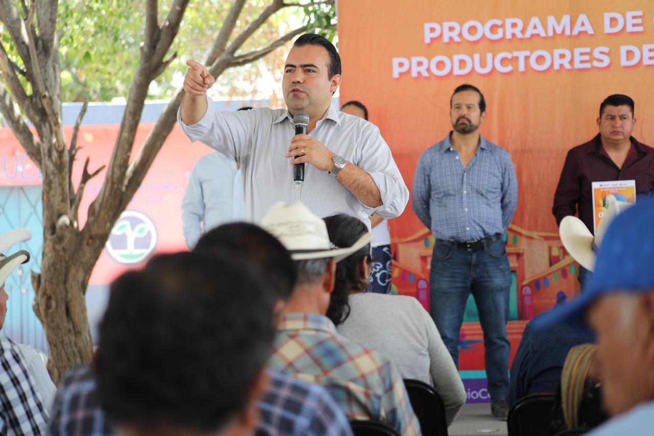 En Colón se entregan 20 mil Raquetas de Nopal Forrajero