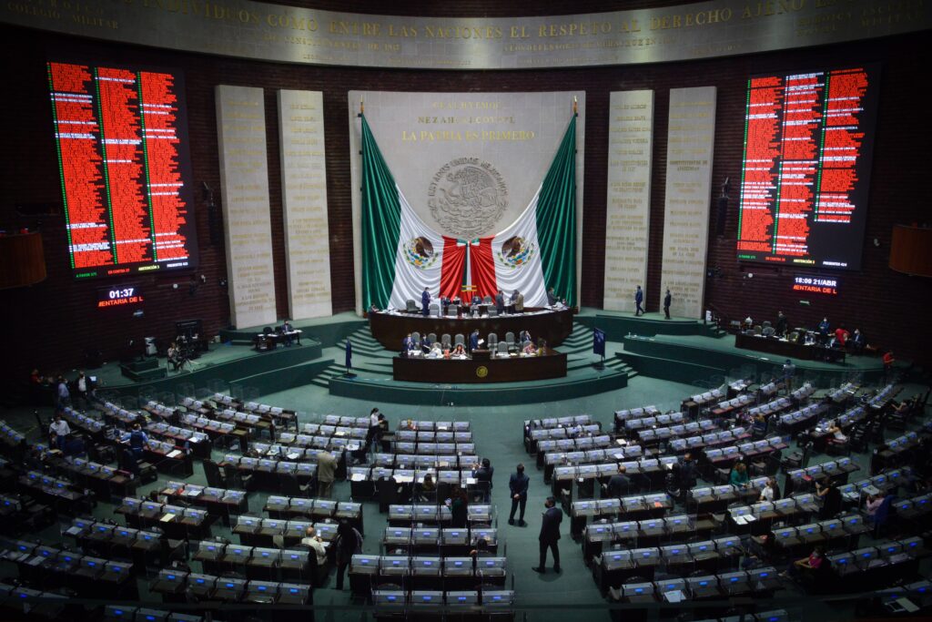Cámara de Diputados votará hoy la polémica Ley Monreal