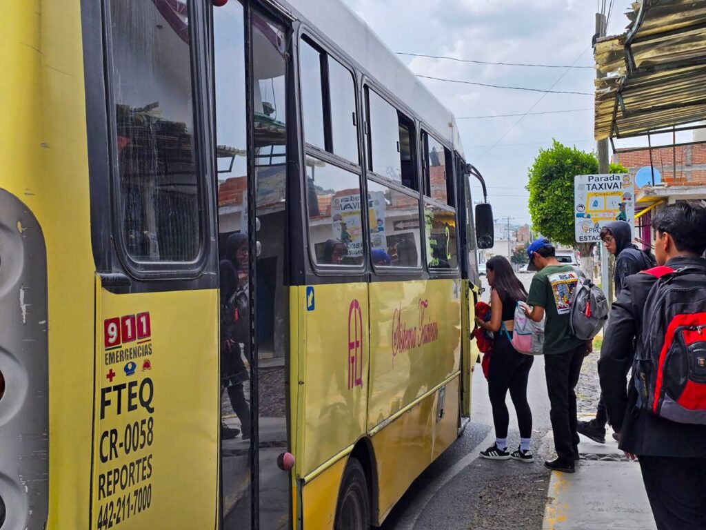 Se mantiene en 10 pesos la tarifa del transporte público en San Juan.