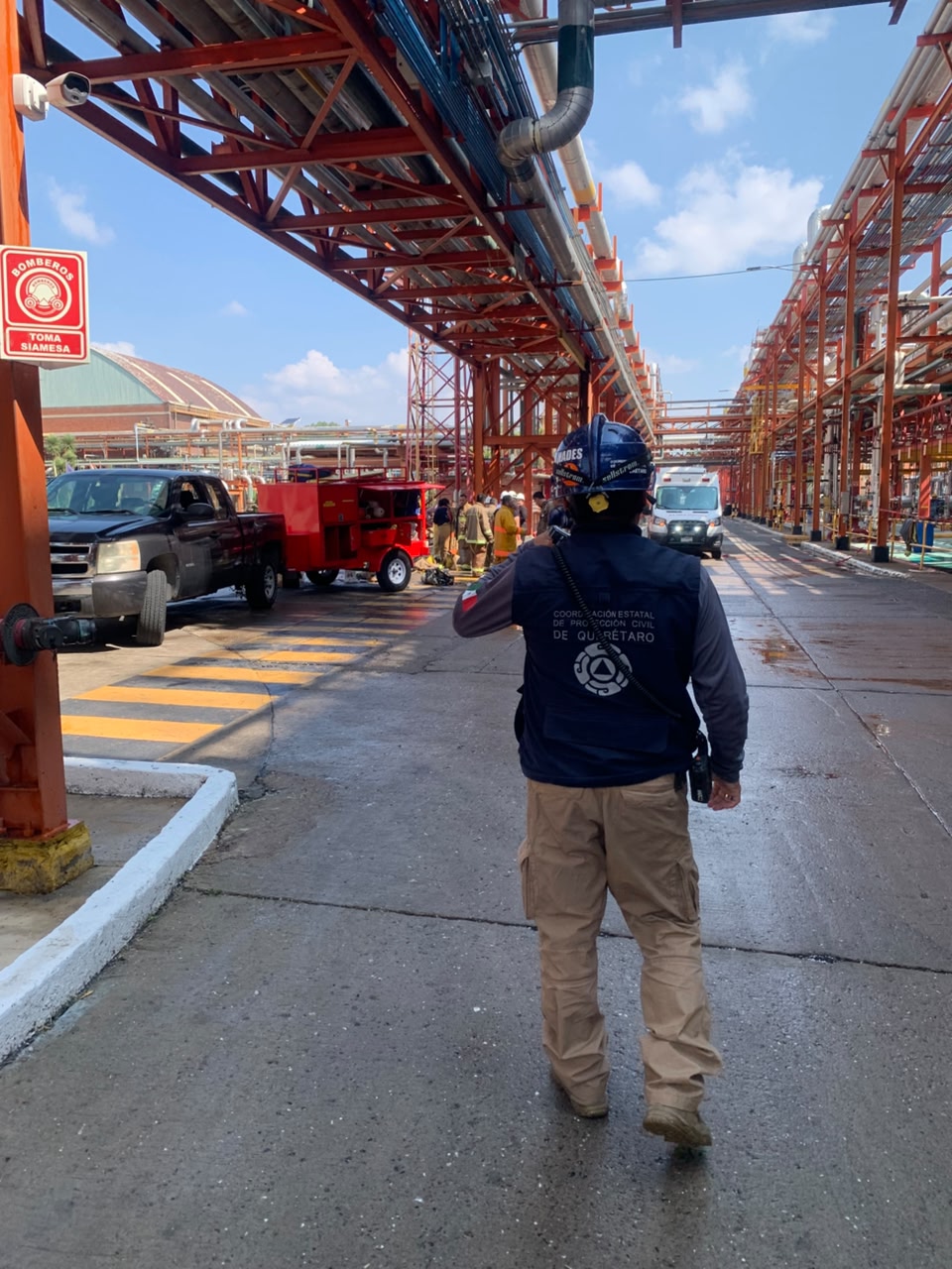 Controlan incendio en Parque Industrial Benito Juárez
